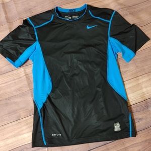 Nike Pro Combat Athletic Top Size Small